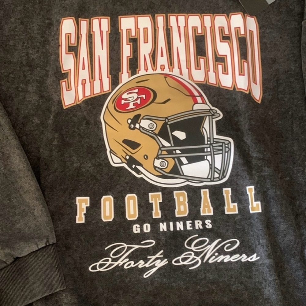 San Francisco 49ers NFL Game Couture Graphic Black Sweatshirt in Size Small - Picture 2 of 4